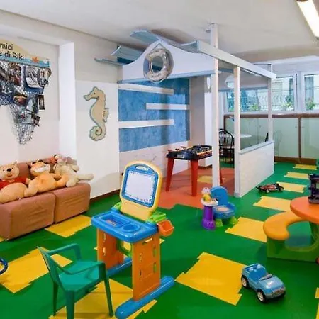Hotel Aurora 3*