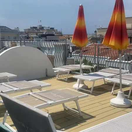 Hotel Aurora 3*
